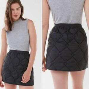 Urban Outfitters quilted mini skirt black size small